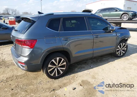 2022 Volkswagen Taos 1.5T Se из США, поврежденный, VIN 3VVRX7B27NM042567